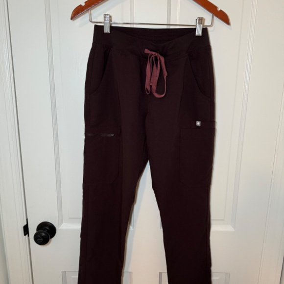 Figs scrub set with Rafaela top and Yola bottom (XS/XS) - Picture 3 of 3